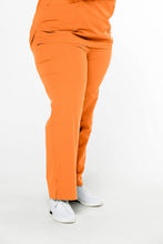 CLASSIC COLLECTION STRAIGHT LEG PANT